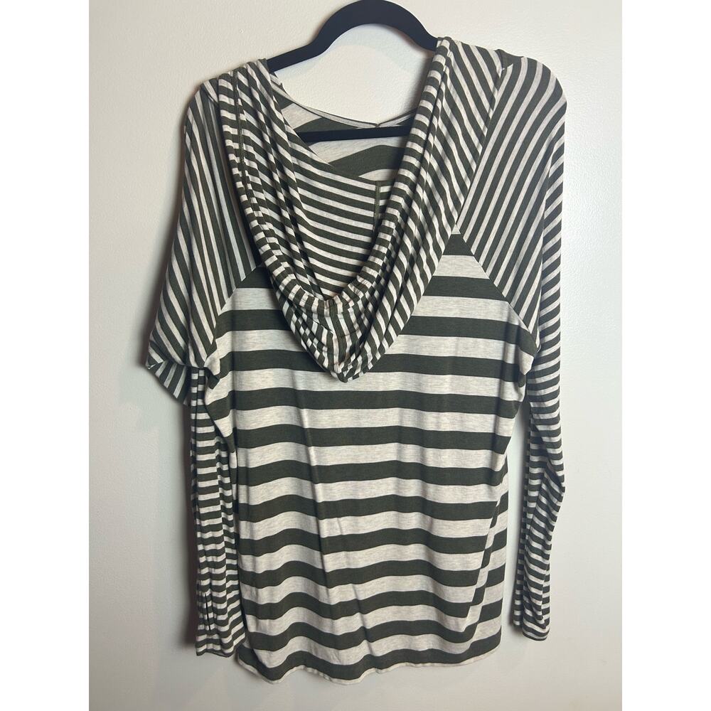 Cabi Sweater Striped Hoodie Women Size Medium M Hunter Grey Casual - Picture 4 of 7